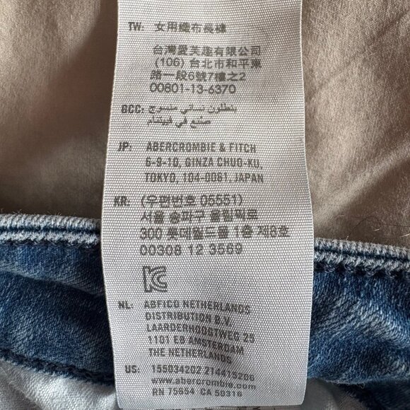 Abercrombie and Fitch Women's Curve Love High Rise Super Skinny Ankle Jeans - Picture 4 of 4